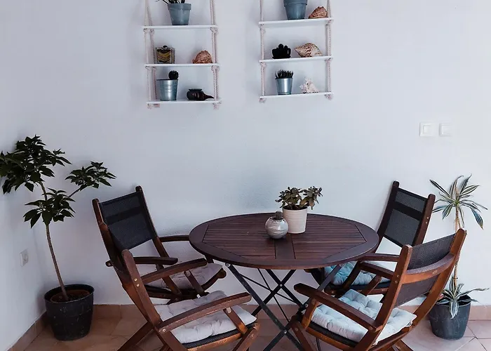 Vin Apartment-near The Bay Διαμέρισμα *