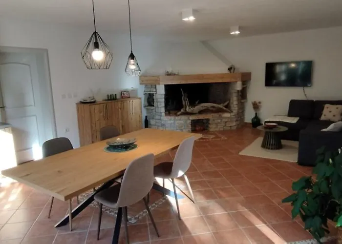 Vin Apartment-near The Bay Πούλα